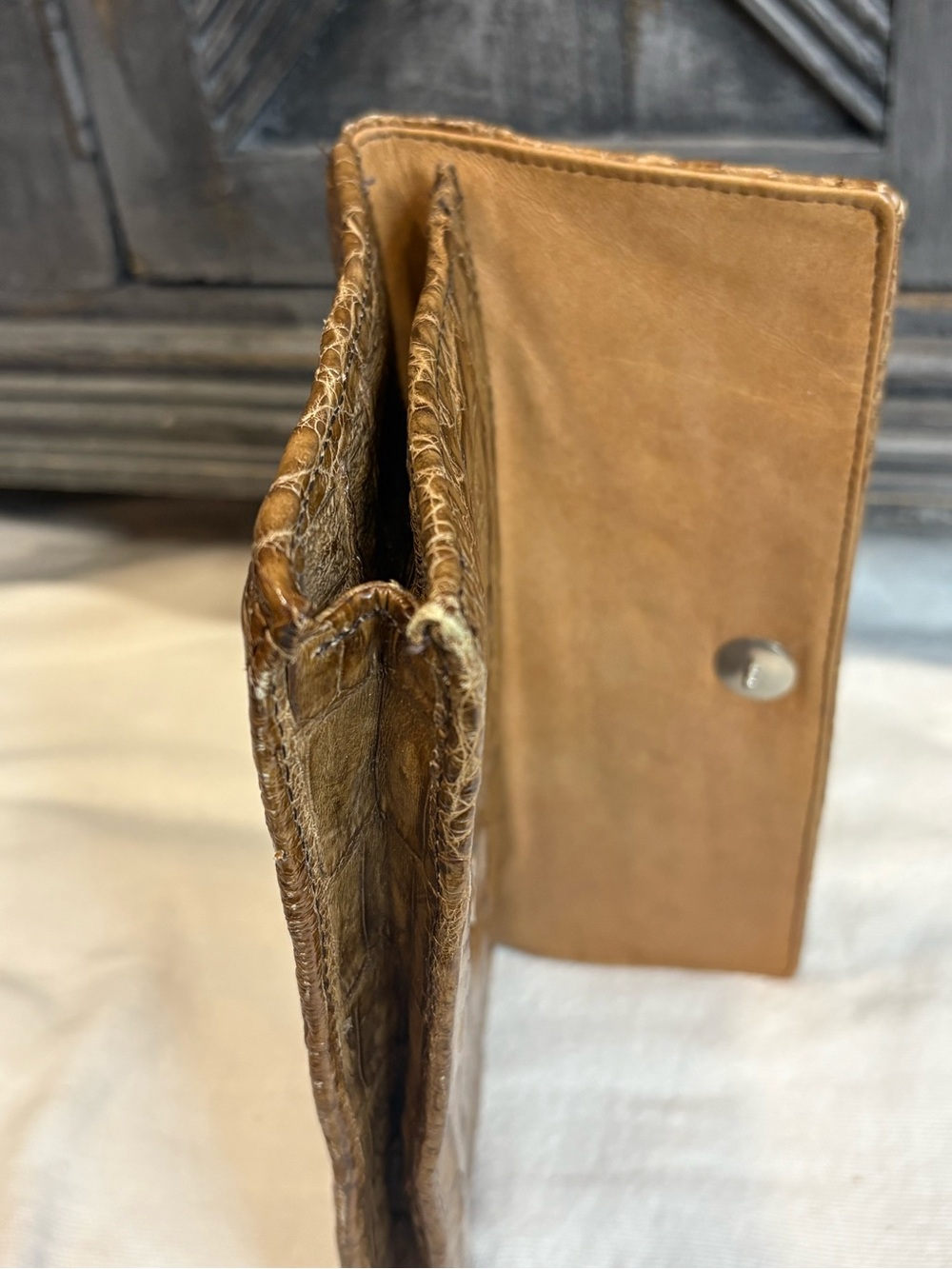 Crocodile  Leather Vintage Wallet - Picture 5 of 9